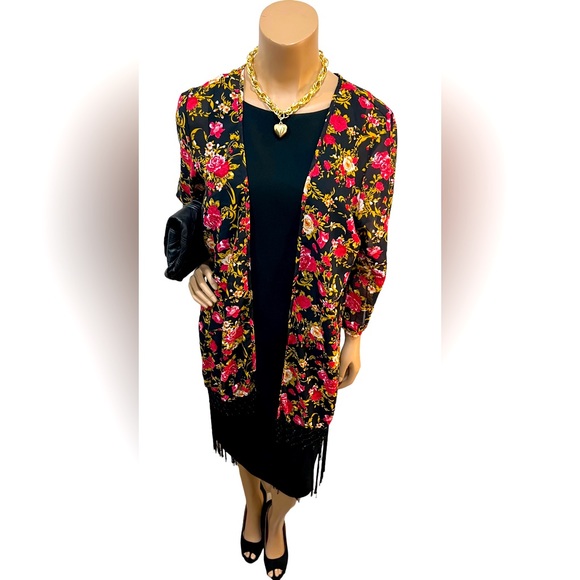 Floral cardigan with fringe 🛍️✨💕💎 - Picture 2 of 6